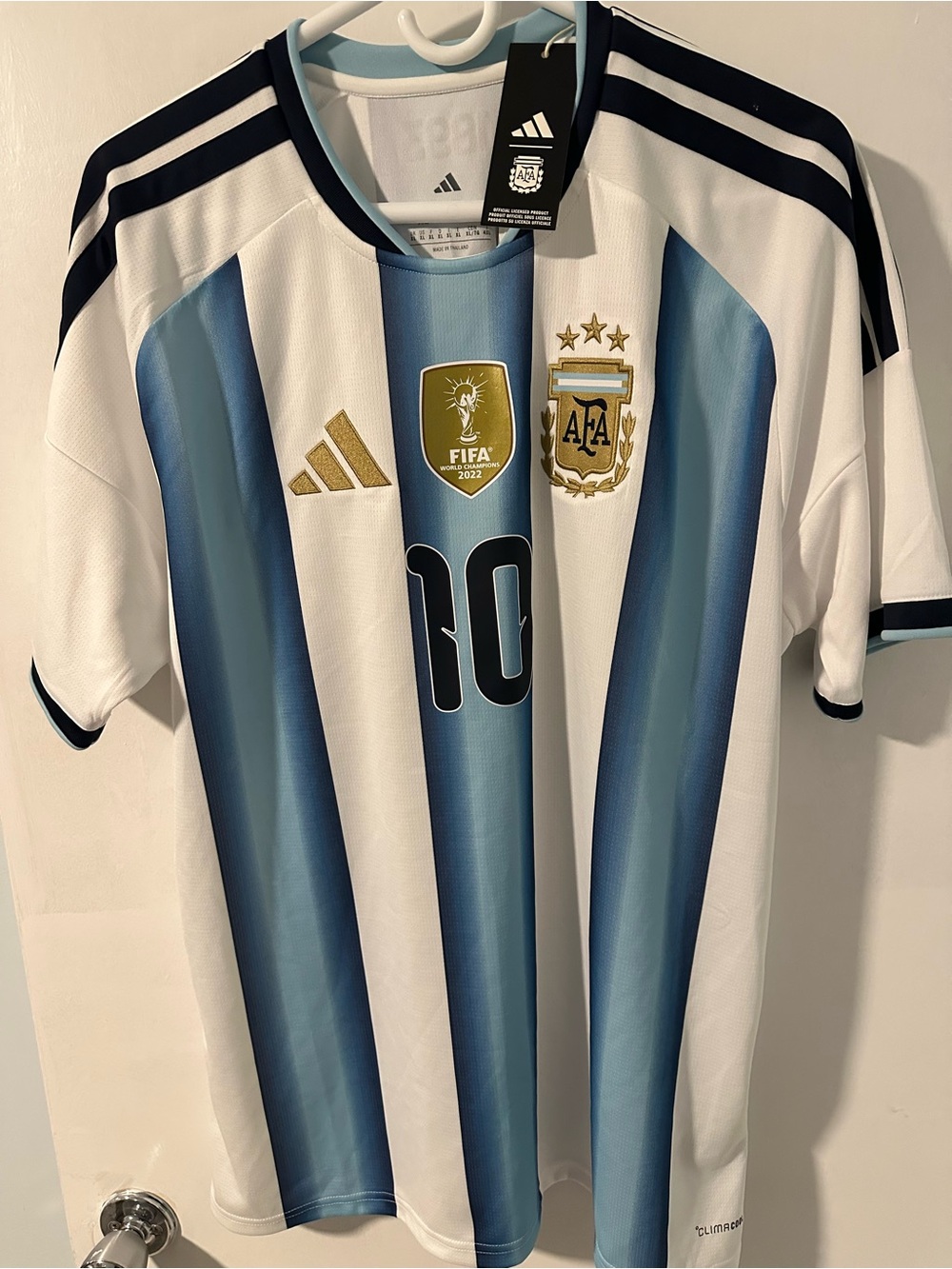Adidas Men’s Argentina Home Messi Jersey
Slim Fit